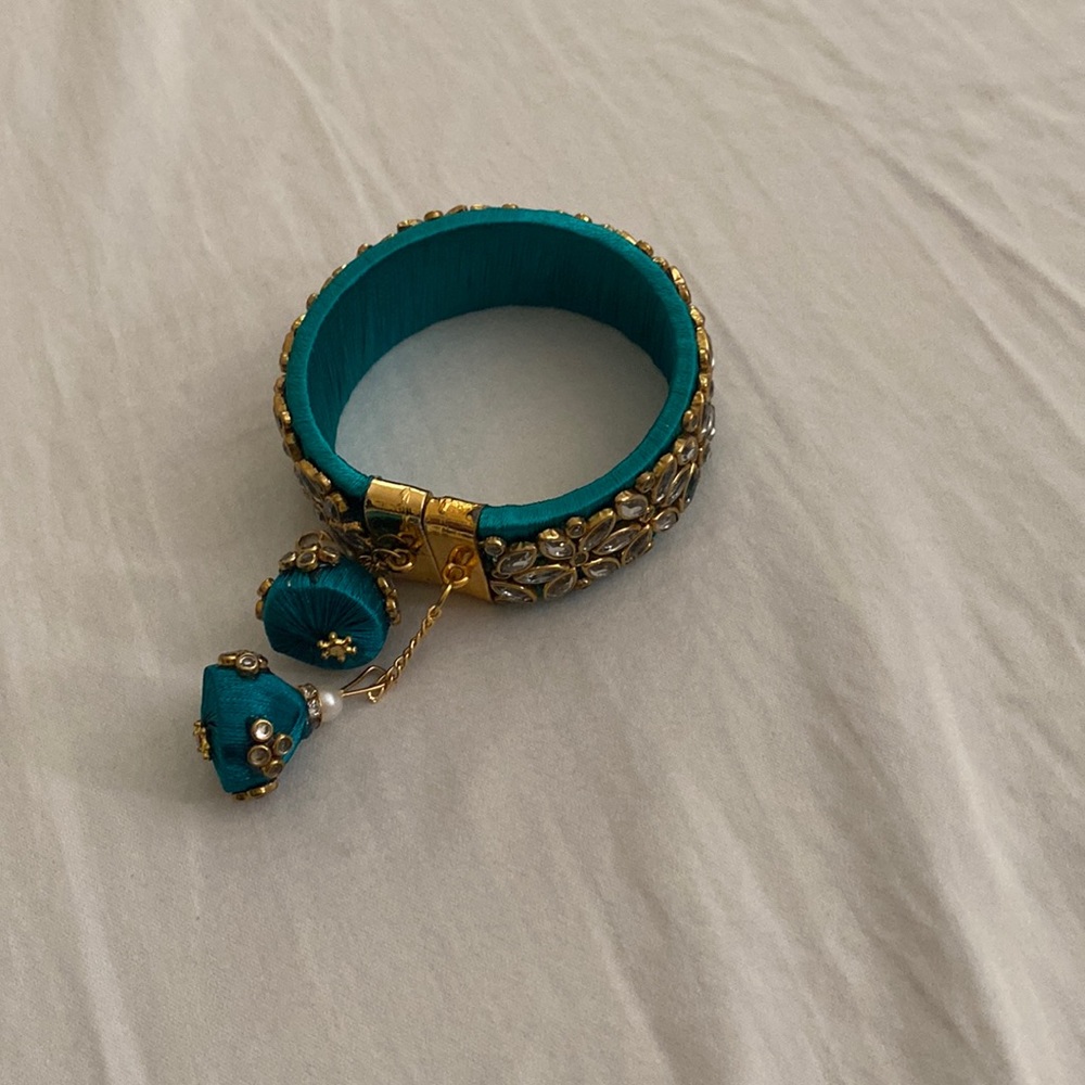 Ethnic bangle / bracelet for the party time.
